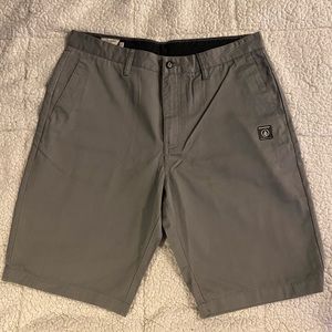 BRAND NEW Volcom Chino Stretch Shorts